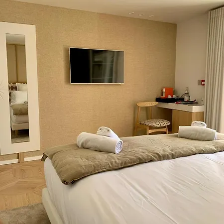 Hotel Lou