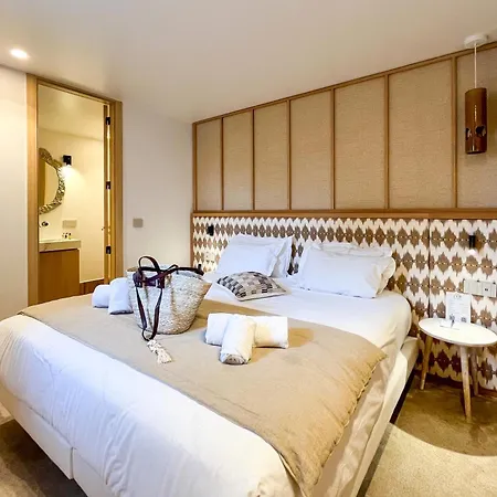 Lou Hotel 4*