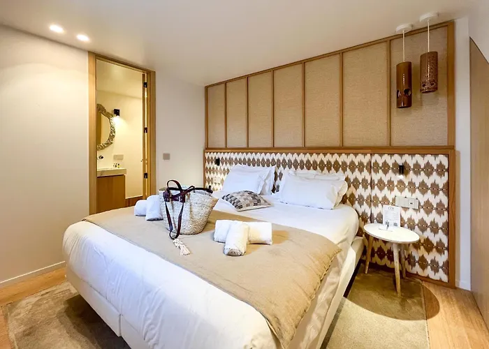 Lou Hotel 4*