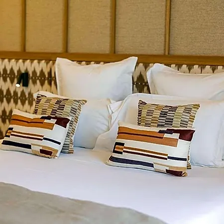Lou Hotell