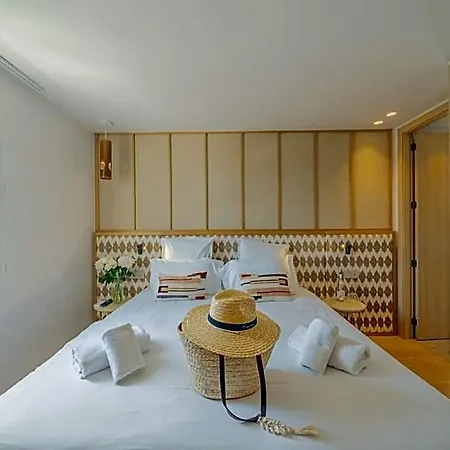 Hotel Lou 4*