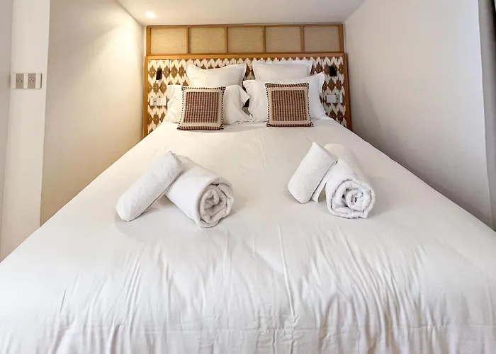 Lou Hotel 4*